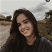 Doy clases particulares de inglés, se me da muy bien enseñar, soy muy amable y estoy disponible a cualquier hora